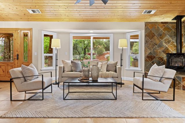 7396 Callison, Penryn, CA 95663