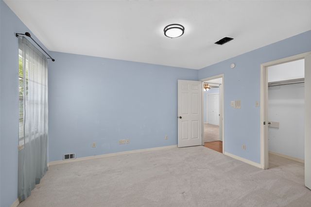 10005 Thornwood Drive, Shreveport, LA 71106