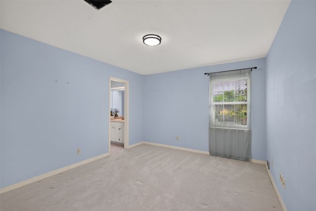 10005 Thornwood Drive, Shreveport, LA 71106