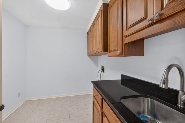 10005 Thornwood Drive, Shreveport, LA 71106