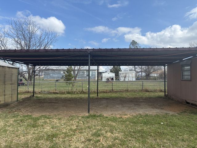 111 Lamar Street, Graham, TX 76450