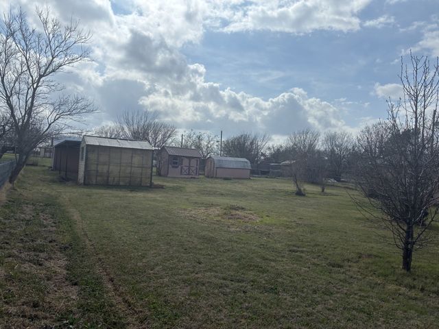111 Lamar Street, Graham, TX 76450