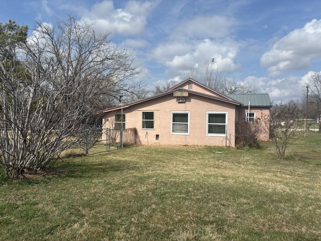 111 Lamar Street, Graham, TX 76450