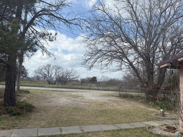 111 Lamar Street, Graham, TX 76450