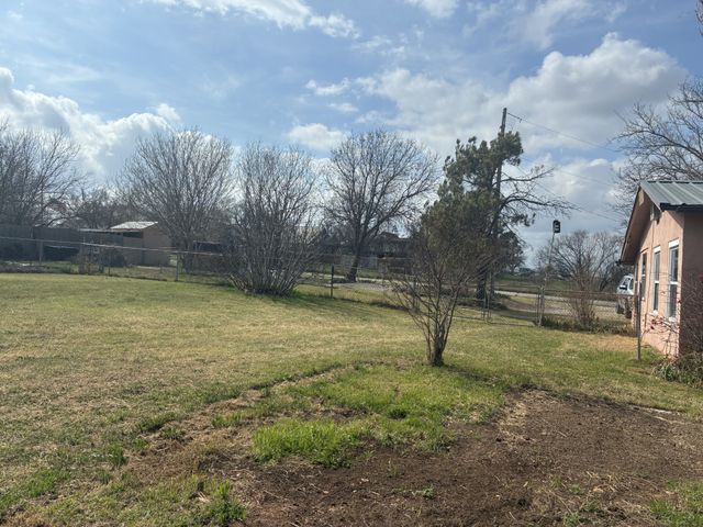 111 Lamar Street, Graham, TX 76450