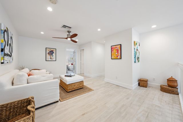 2605 Natures Way, Palm Beach Gardens, FL 33410