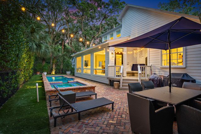 2605 Natures Way, Palm Beach Gardens, FL 33410