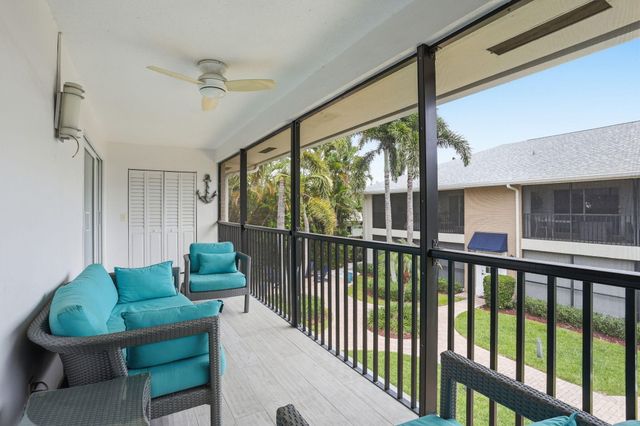 807 NE 1st Street 6w, Delray Beach, FL 33483