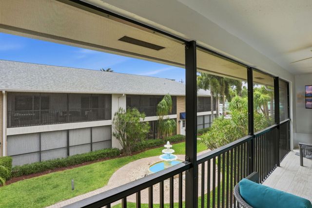 807 NE 1st Street 6w, Delray Beach, FL 33483