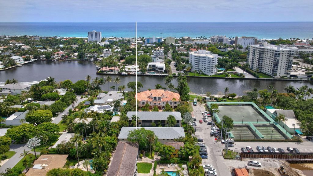 807 NE 1st Street 6w, Delray Beach, FL 33483
