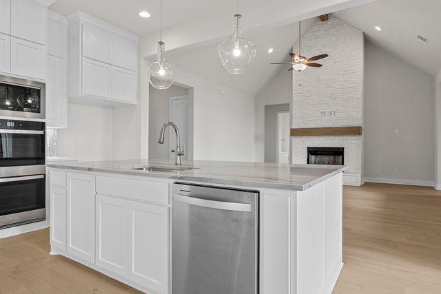 16813 Chapel Road, Lorena, TX 76655