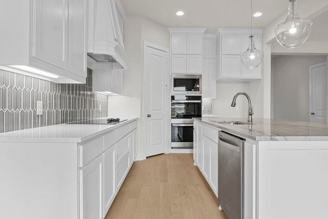 16813 Chapel Road, Lorena, TX 76655