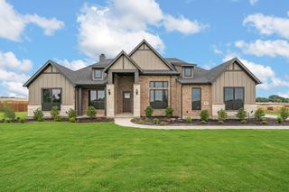 16813 Chapel Road, Lorena, TX 76655