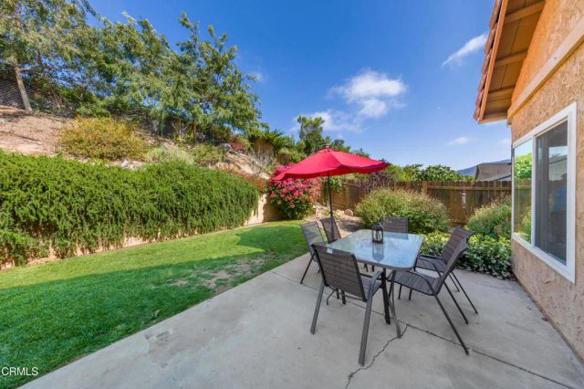 1374 Saddleback Trail, Camarillo, CA 93012
