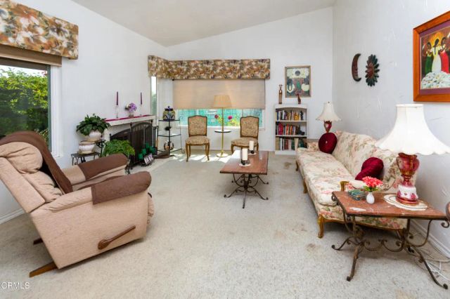 1374 Saddleback Trail, Camarillo, CA 93012