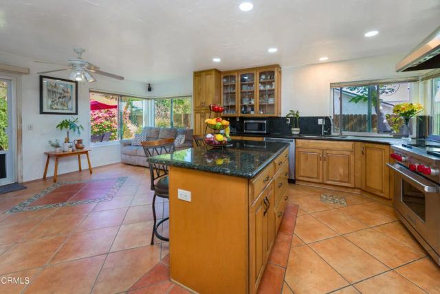 1374 Saddleback Trail, Camarillo, CA 93012