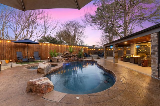 1608 Chaparral Court, Grapevine, TX 76051