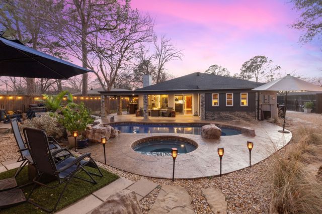 1608 Chaparral Court, Grapevine, TX 76051