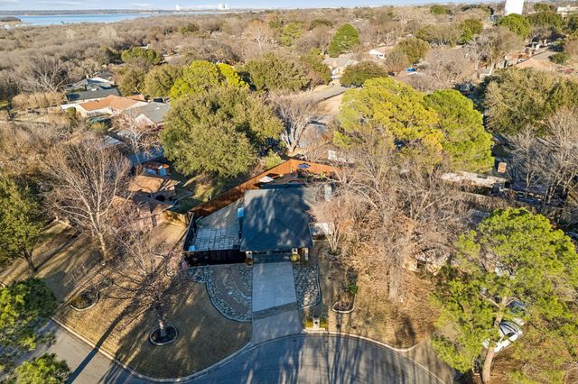 1608 Chaparral Court, Grapevine, TX 76051