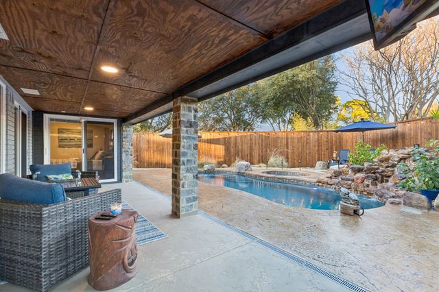 1608 Chaparral Court, Grapevine, TX 76051