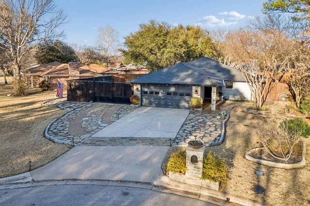 1608 Chaparral Court, Grapevine, TX 76051