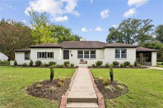 217 River RD, Newport News, VA 23601