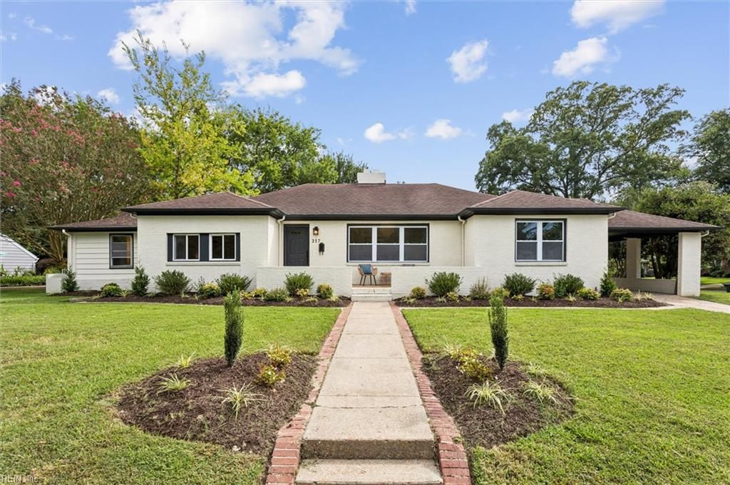 217 River RD, Newport News, VA 23601