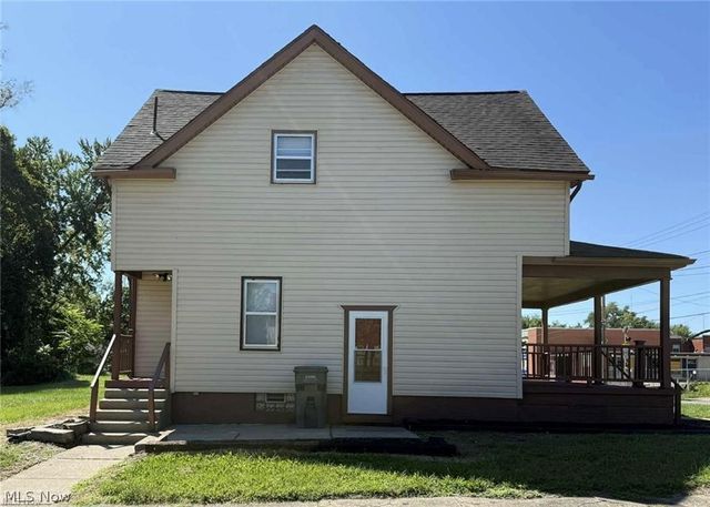 217 S Jackson Street, Youngstown, OH 44506