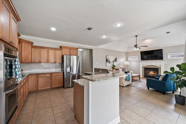 4177 HERONS POND LN, Lakeland, TN 38002