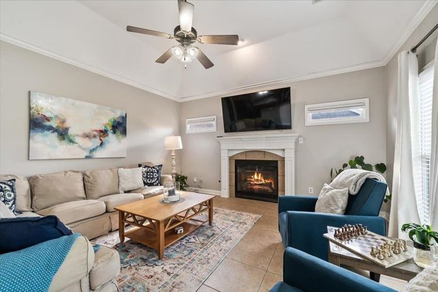 4177 HERONS POND LN, Lakeland, TN 38002