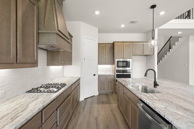 224 Mountain Laurel Drive, Waxahachie, TX 75165