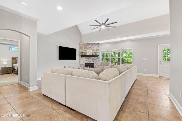 14833 EDWARDS CREEK Road, Jacksonville, FL 32226
