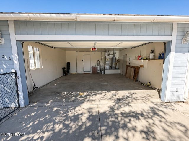 332 Dianna Way, Fallon, NV 89406