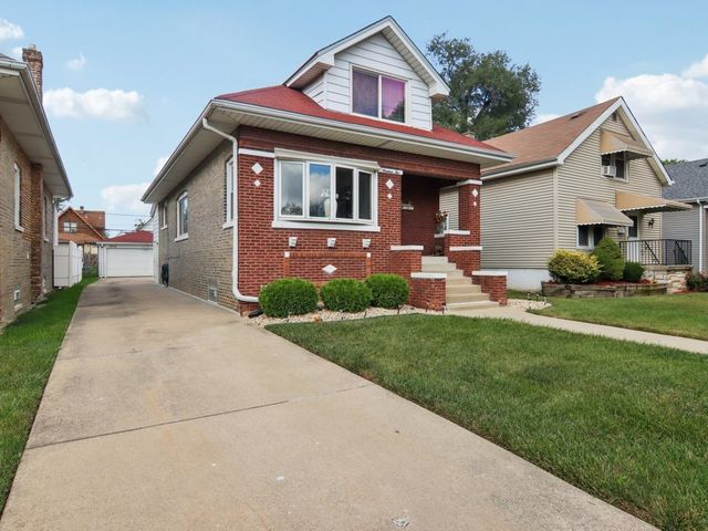 1910 S 22nd Avenue, Maywood, IL 60153