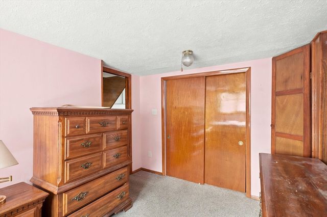 277 Lincoln Ave, Saugus, MA 01906