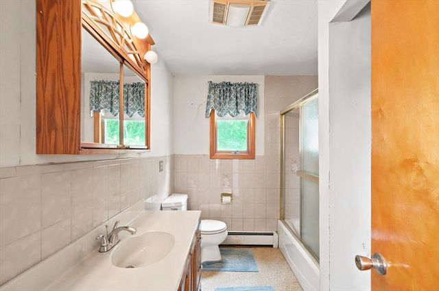 277 Lincoln Ave, Saugus, MA 01906