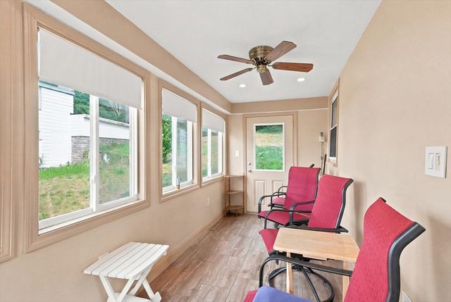 277 Lincoln Ave, Saugus, MA 01906