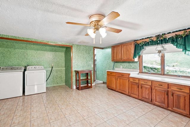 277 Lincoln Ave, Saugus, MA 01906