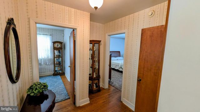 429 EVERGREEN AVE, Folsom, PA 19033