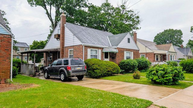 429 EVERGREEN AVE, Folsom, PA 19033