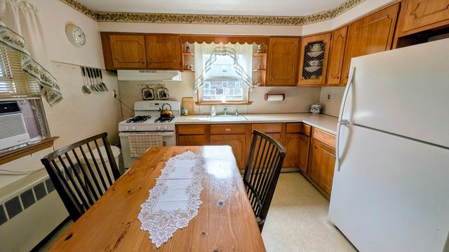 429 EVERGREEN AVE, Folsom, PA 19033