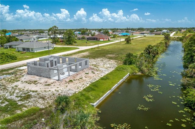 4324 NE 14th AVE, Cape Coral, FL 33909