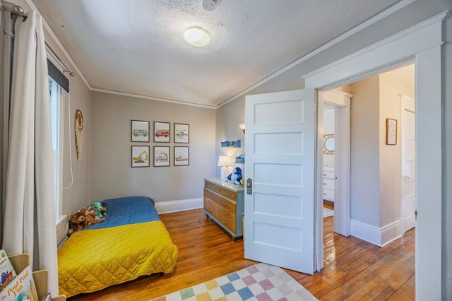1257 Selby Avenue, Saint Paul, MN 55104