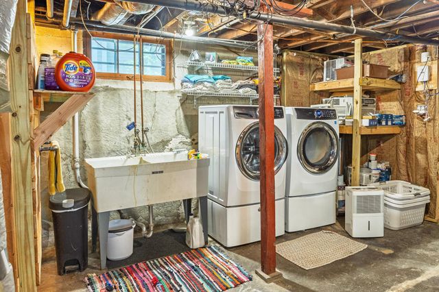 1257 Selby Avenue, Saint Paul, MN 55104