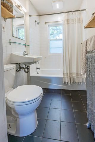 1257 Selby Avenue, Saint Paul, MN 55104
