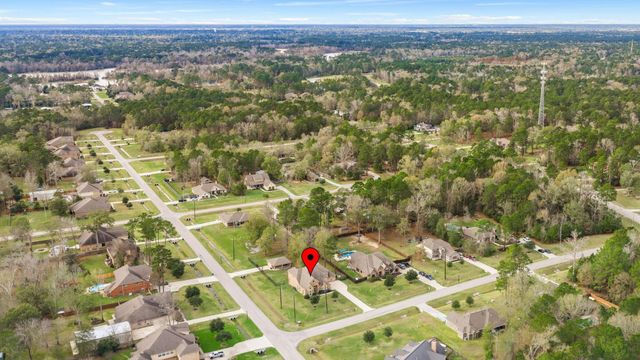 28503 Riverside Crest Lane, Huffman, TX 77336