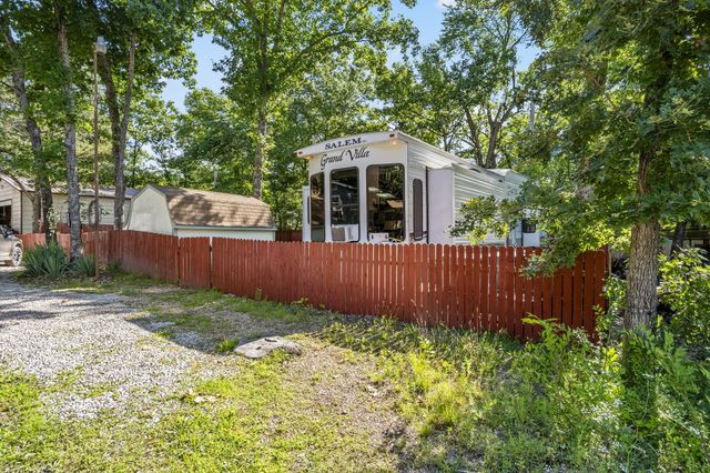 130 Beaver Pass, Hollister, MO 65672