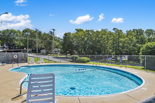 130 Beaver Pass, Hollister, MO 65672