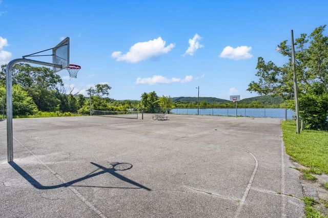 130 Beaver Pass, Hollister, MO 65672