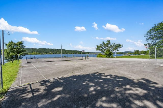 130 Beaver Pass, Hollister, MO 65672